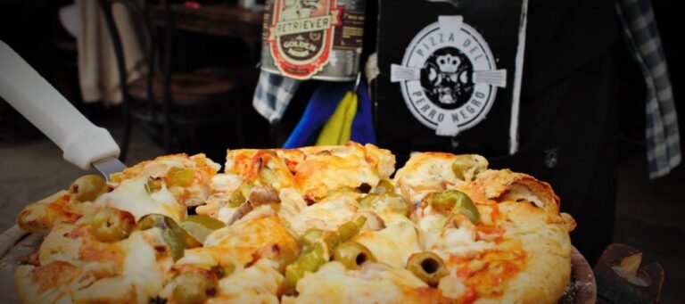 Pizza del perro negro Condesa Pizza del perro negro Condesa