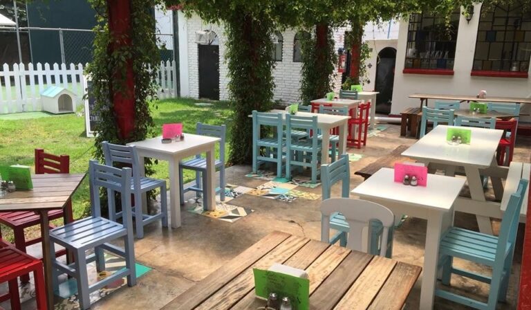 L’ Encanto de Lola