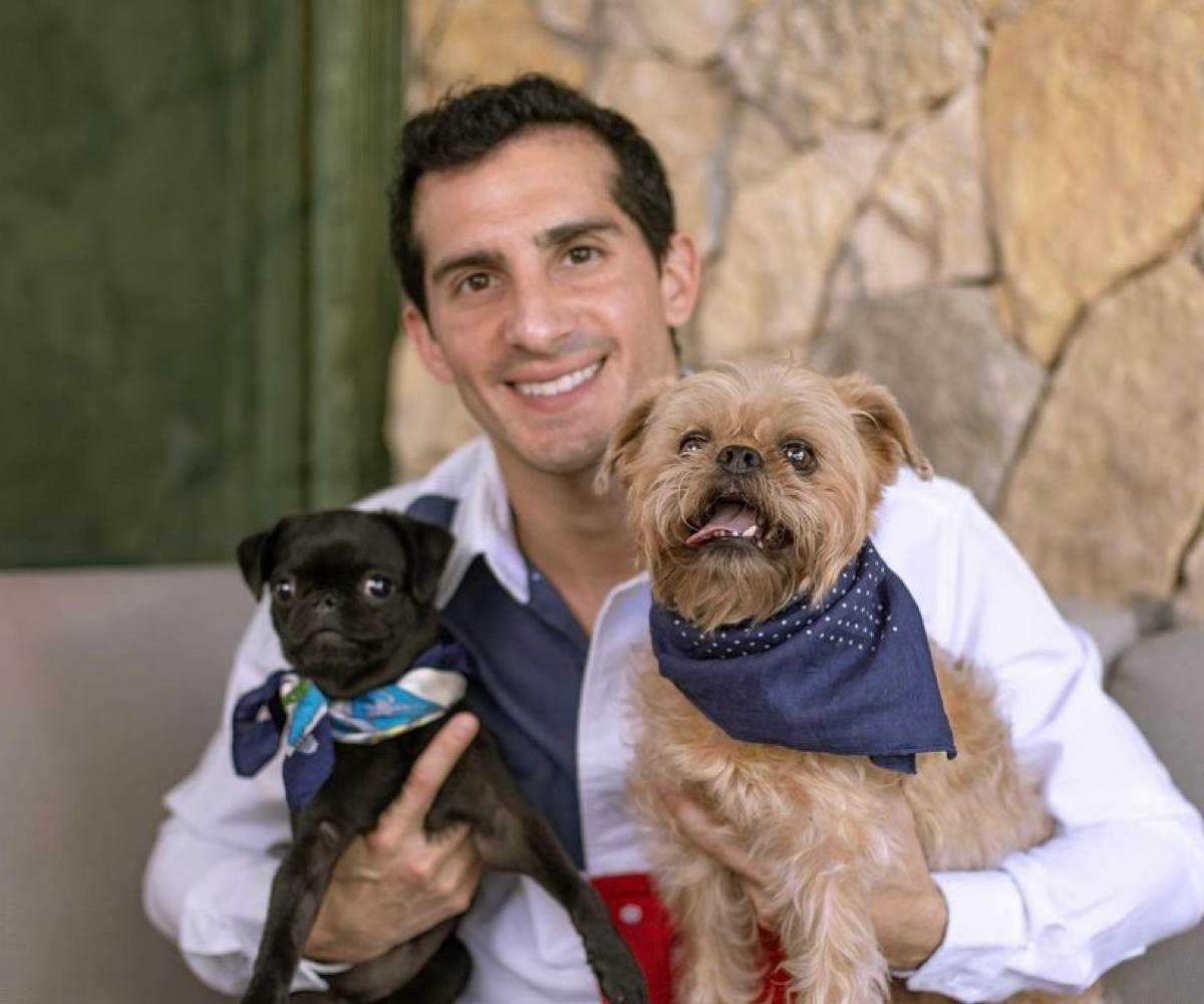 Perro Rommel Rommel Pacheco: Papá humano de Chuvi y Pixan - Perrhijos